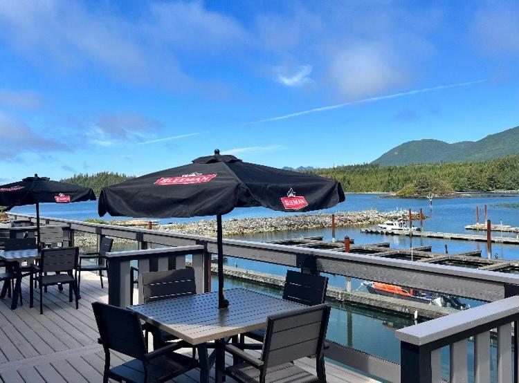 Island West Resort-Motel Ucluelet Kültér fotó