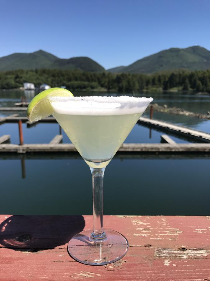 Island West Resort-Motel Ucluelet Kültér fotó